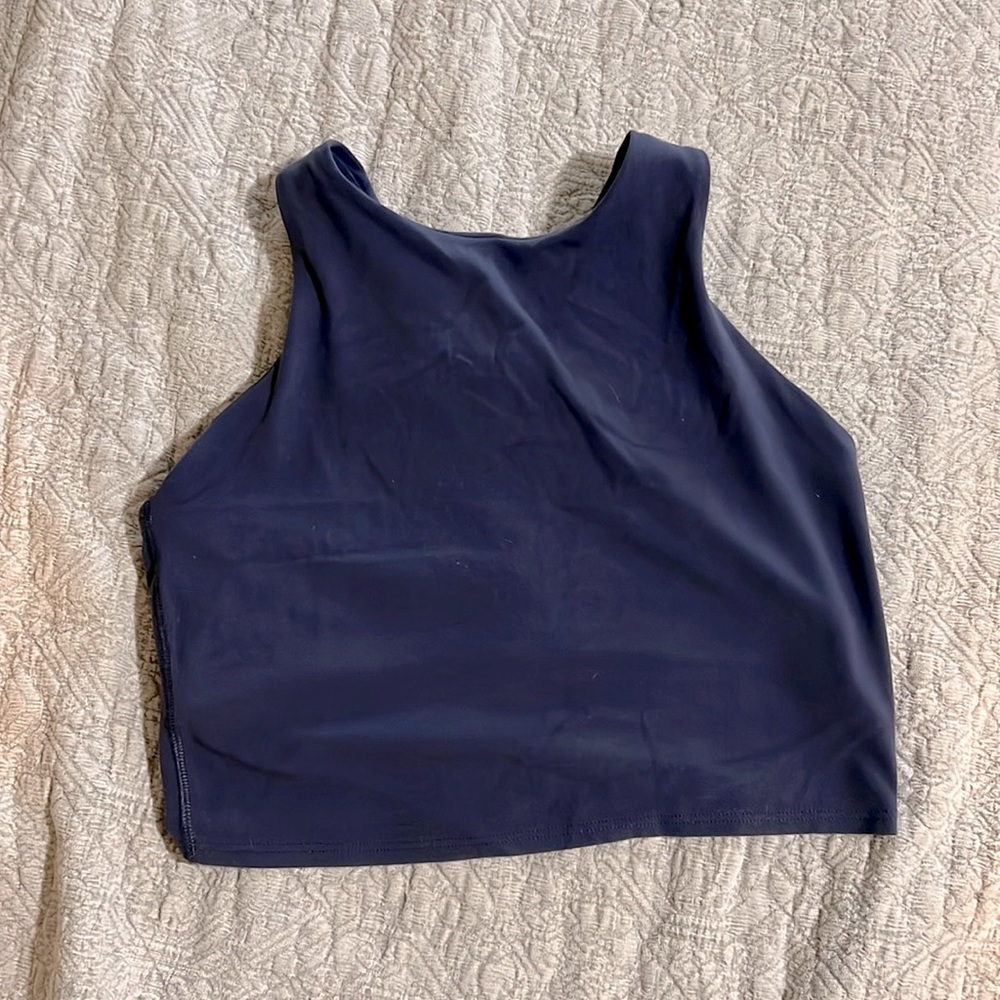 Athleta conscious crop top